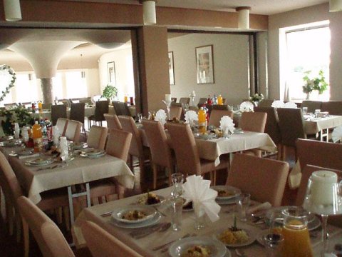 Hotel ABIS **