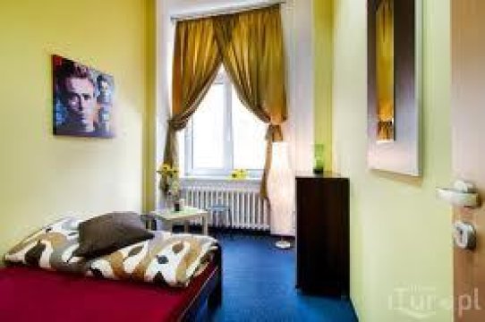 Absynt Hostel