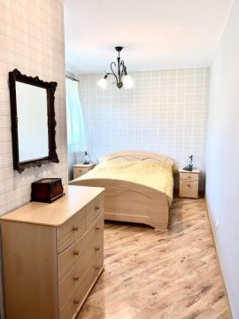 Pokoje, apartament i domek letniskowy 