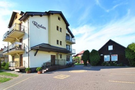 Pokoje, apartament i domek letniskowy 