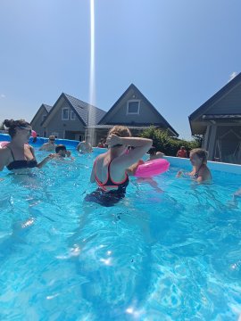 basen podgrzewany - Nadmorska Oaza domki nad morzem - atrakcje dla dzieci | idealne dla rodzin