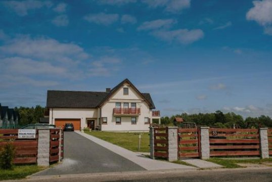 Komfortowe pokoje i apartamenty