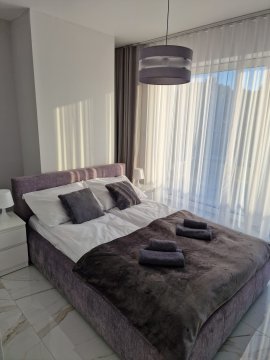 Przestronny M&M  Apartament 50m2 z 15m2 tarasem znajdujący się 50 m od morza.