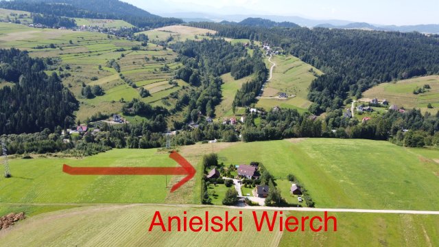 Dom w górach na uboczu z sauną i basenem zewnętrznym. Cudowne widoki na góry ! 