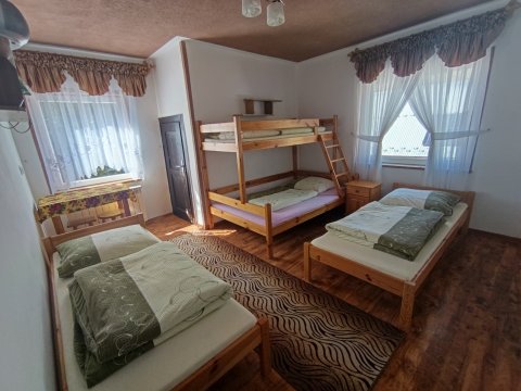 Pokoje w górach w cichej i spokojnej okolicy
