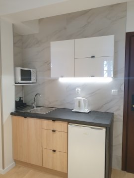Dolna kondygnacja - aneks kuchenny - Domek nadmorski przy plaży