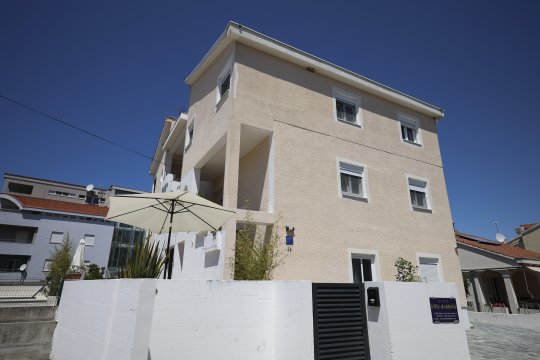 VILLA ANABELLA I & II & III_100m z morza, Zadar, Croatia