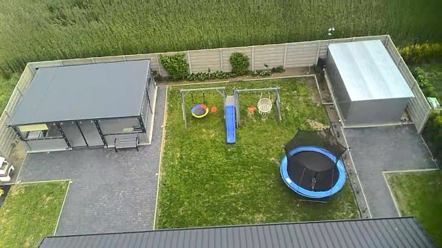 Zapraszamy do wynajmu naszych komfortowych pokoi 4-osobowych z prywatnymi 