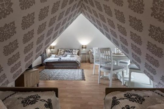 Smrekowa, Zakopane - obok dworca PKP i PKS, apartamenty z tatrzański klimatem.