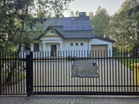 Dom na Mazurach dla 8 osób. Cisza i spokój na skraju lasu, tuż przy jeziorze. 