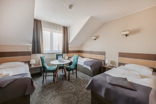 Hotel Sleep | noclegi w spokojnej okolicy Wrocławia