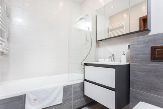 Blisko Tauron Arena - Apartments by InPoint