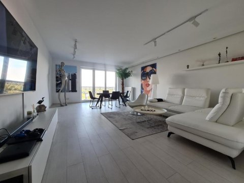 Perfect Stay - "Best View Penthouse" - free parking