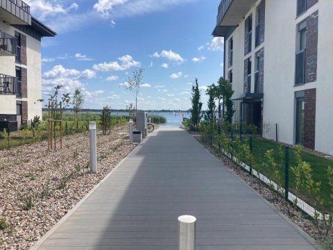 Lakeside Bliss - Cozy Retreat Just 500m from the Baltic Sea