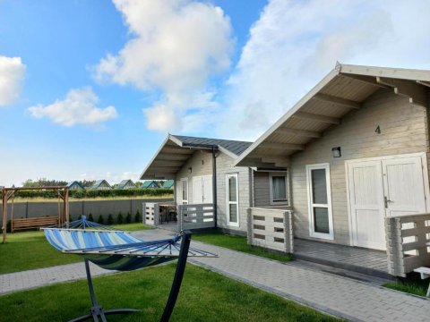 Szara Foka domki nad morzem Gąski