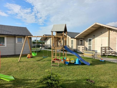 Szara Foka domki nad morzem Gąski