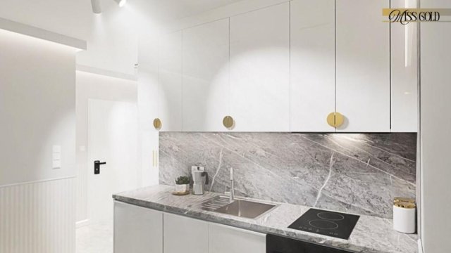 Miss Gold & Mini Lux