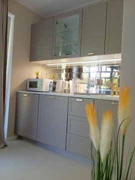 House Apartment z ogródkiem