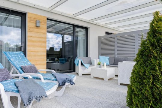 Barka Apartments - Spacious, Modern Year-round Cottages Close to the Beach