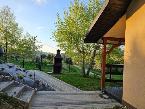 Domek u Joli w Zawozie