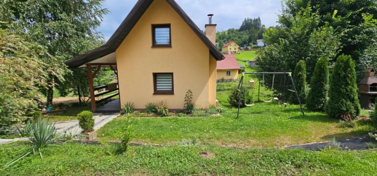 Domek u Joli w Zawozie