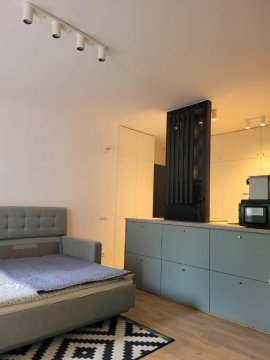 Fresh & Modern Studio - near the city center & railway station