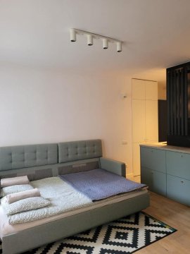 Fresh & Modern Studio - near the city center & railway station