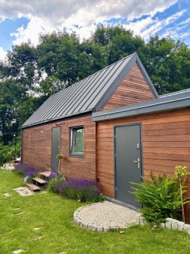 Lawendowo- sauna, jacuzzi, domki w ogrodzie i apartamenty w kamienicy