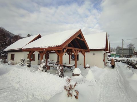 Mała Osada domki z jacuzzi przy gondoli