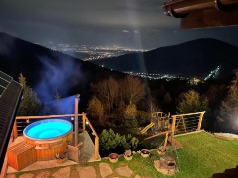 Widokówka - dom na wyłączność z pięknym widokiem i balią