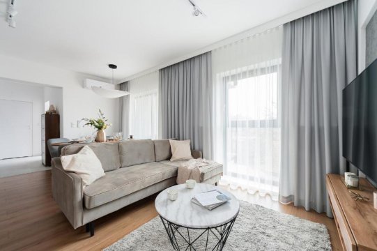 Lake Club Apartments - LoftAffair