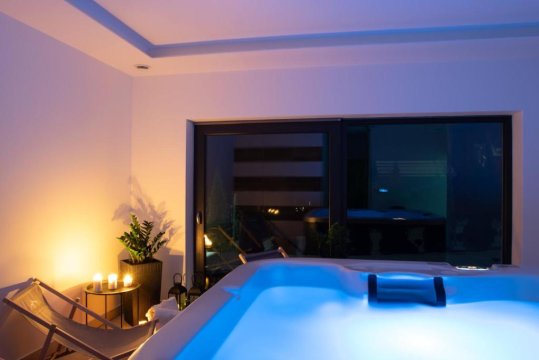 Beskid Apartment z widokiem na góry sauna, jacuzzi