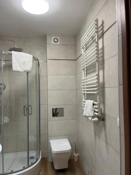 M&S Holiday Mountain