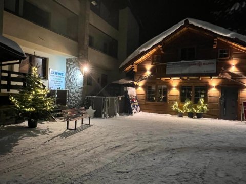 Apartament na 102 - z widokiem na skocznię narciarską, serwis i wypożyczalnia nart na miejscu -20procent dla gości