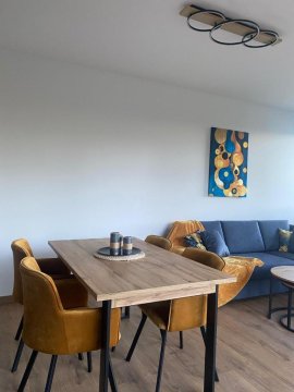 Pratum Plus prywatny ogród z tarasem grill leżaki