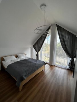 Dom na łące Jantar