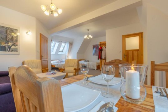 Willa Gawra II - 100 m do wyciągów narciarskich , 900 m do term