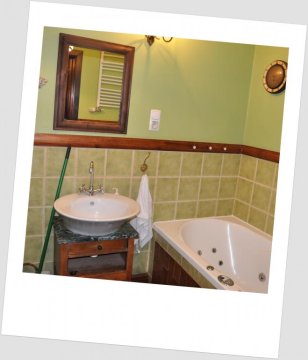 komfortowa łazienka - PIĘKNY APARTAMENT KOŁOBRZEG