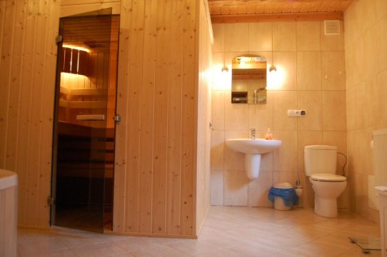 łazienka z sauną  - Pensjonacik nad potokiem - relaks z widokiem na góry | ogród | sauna
