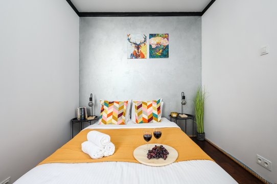 Lumina 3-room apart with large terrace