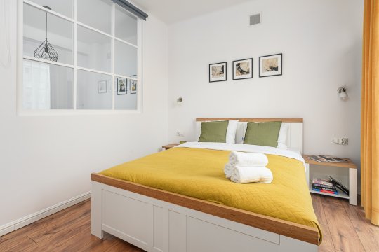 Lumina Charming 3-room apartment in the center of Warsaw