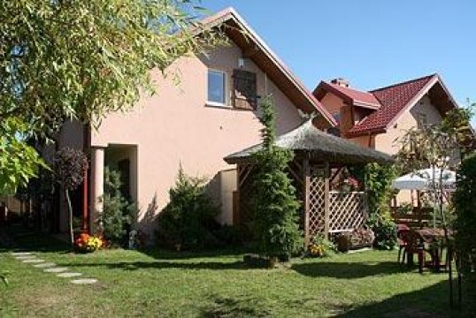 COSTA DOMKI W ZABUDOWIE SZEREGOWEJ