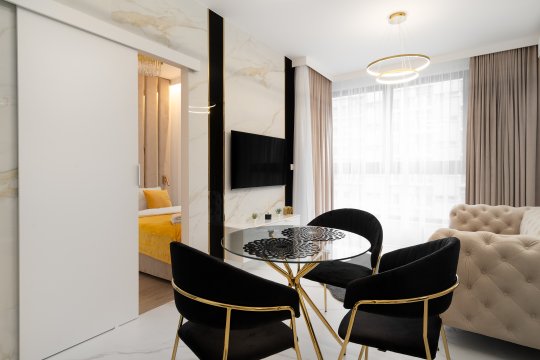 Golden Apartments Warsaw - Premium Stay at Grzybowska 37