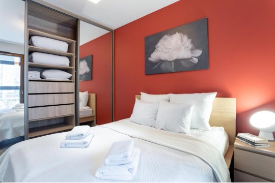 Golden Apartments Warsaw - Large & Stylish, Metro Nearby Grzybowska 85-5