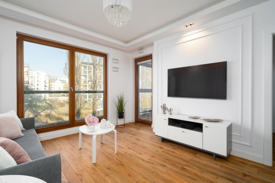 Golden Apartments Warsaw - Luxury Stay on Grzybowska 85-200