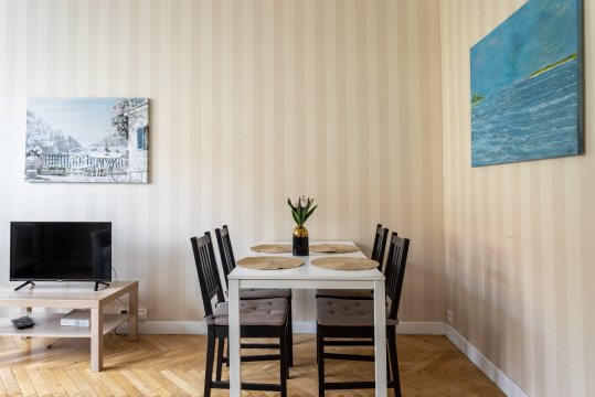 Golden Apartments  - 10 People - City Center -Nowy Swiat