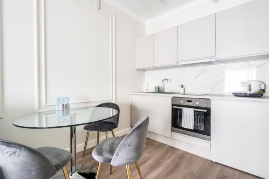 " Golden Heart Residence - Mennica Residence - Warsaw Center 201