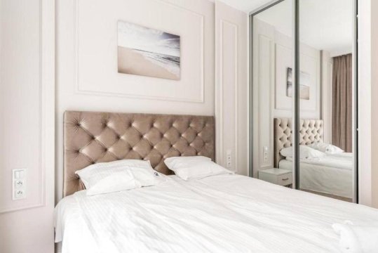 Golden Apartments – Mennica Residence, 1-Bedroom in City Center #18