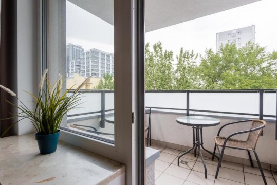 Golden Apartments Warsaw - Big and Bright Stylish Apartments  - Pereca 67