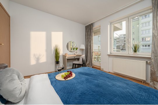 Lumina apartment for family in the center of Warsaw